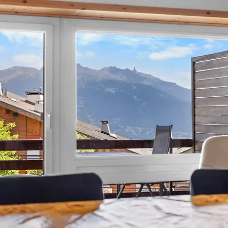 Saturne 103 Sur La Place Du Village A Apartment Anzere