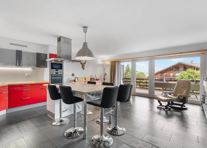 Saturne 103 Sur La Place Du Village A Apartamento